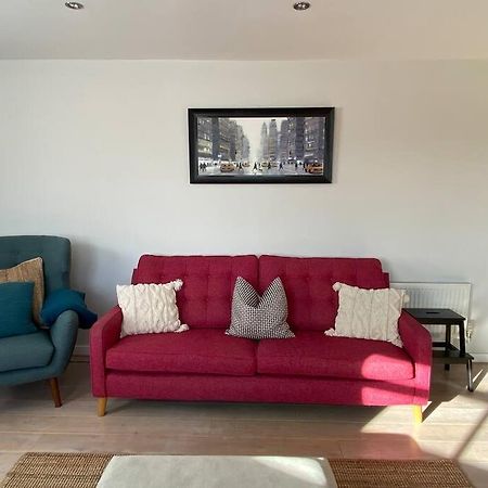 The Penthouse, Winchester Luaran gambar