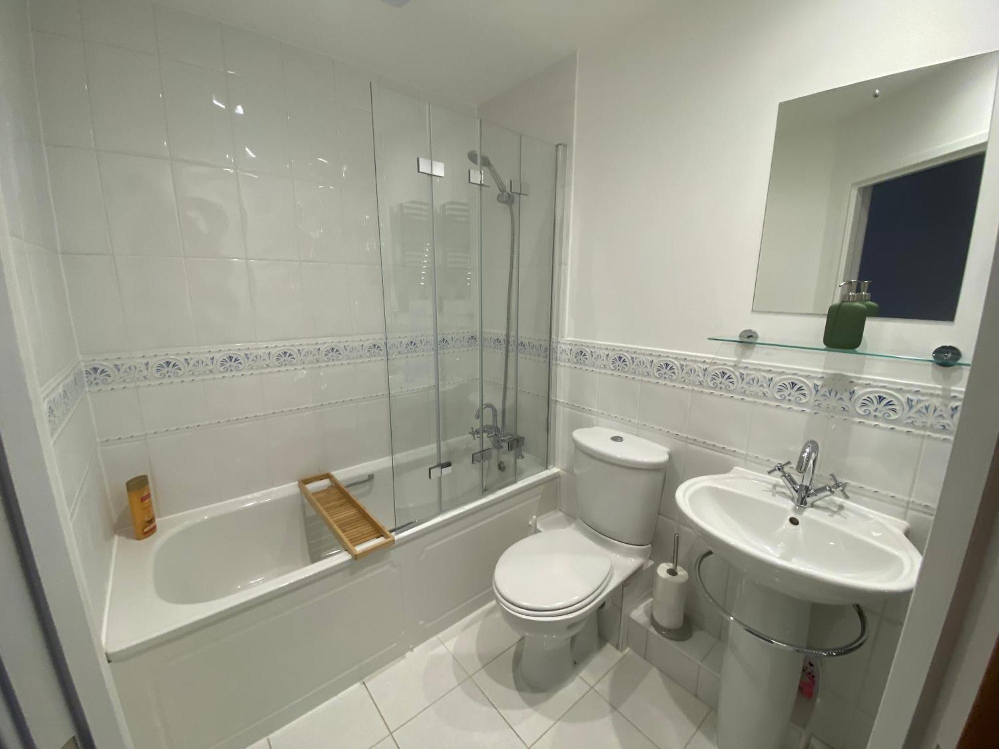 The Penthouse, Winchester Luaran gambar